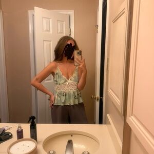 NWT Urban Outfitters Lace-Trim Floral Peplum Cami Top - Light Sage